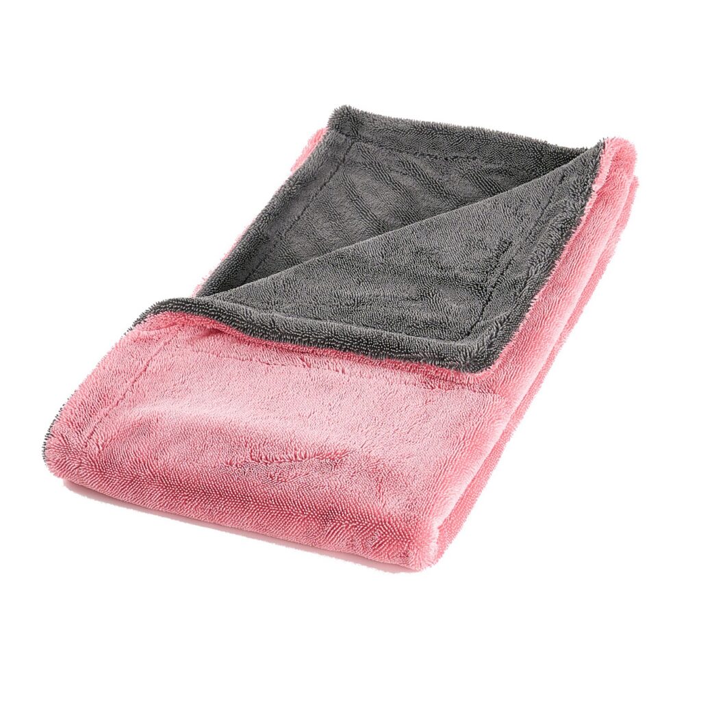Pink double-sided twisted towel