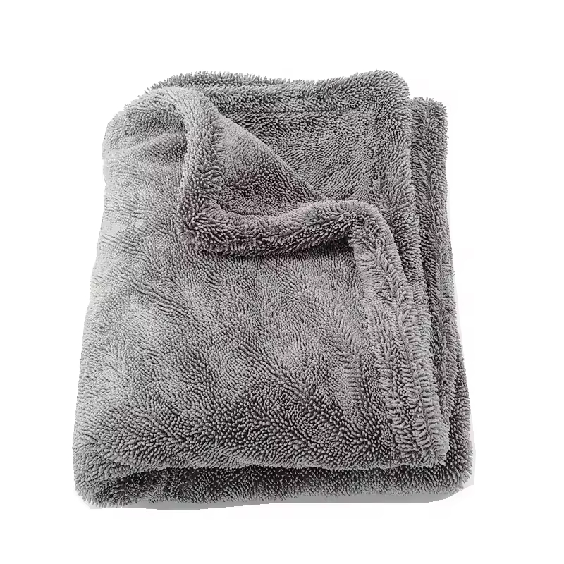 Carbon-fiber-microfiber-towel