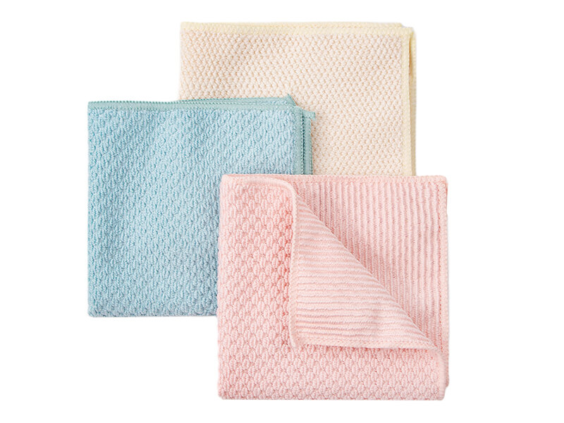 Various-styles-of-microfiber-jacquard-towels