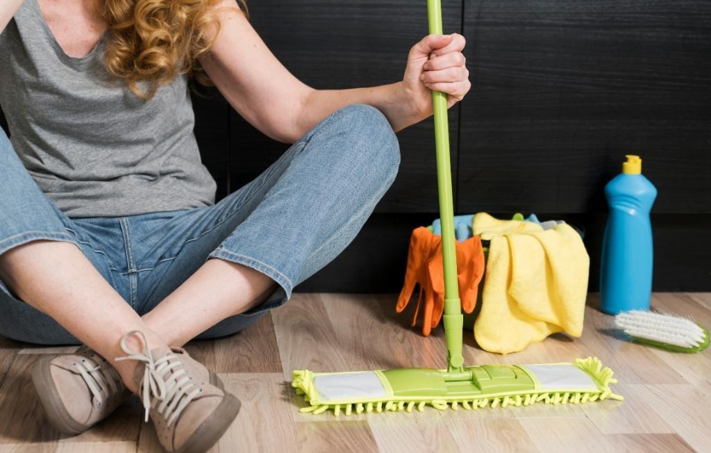 how to choose a microfiber mop supplier